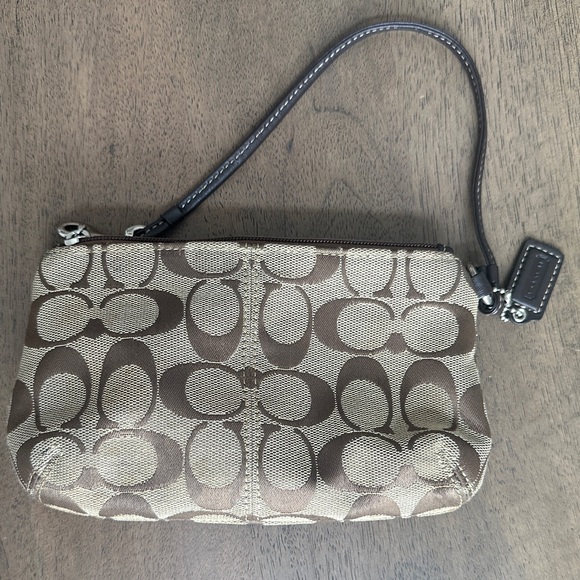 Coach Legacy Signature Brown Canvas Leather Trim Flap Wristlet Coin Wallet - Picture 4 of 4